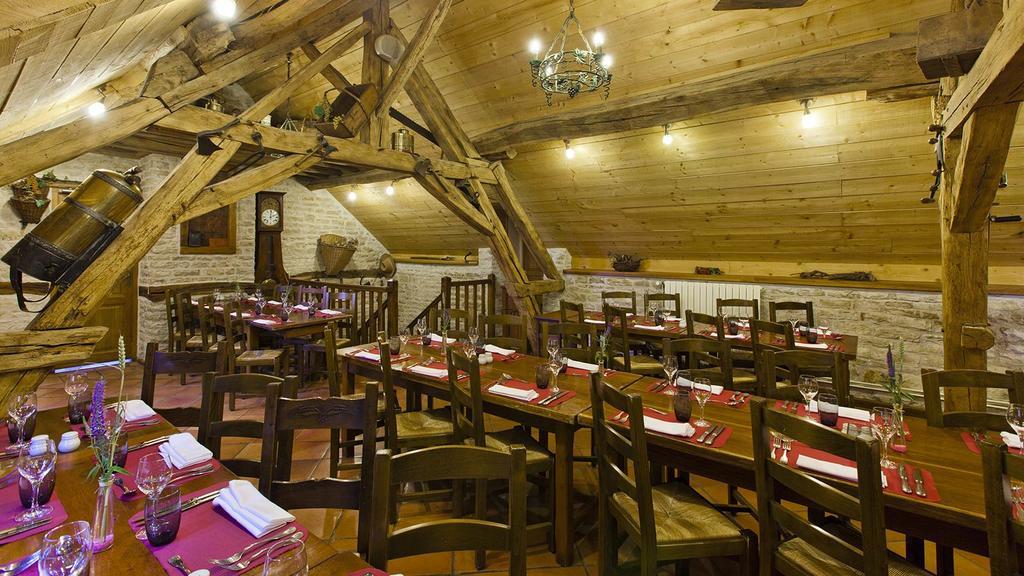 Hotel De La Beursaudiere Nitry Kültér fotó