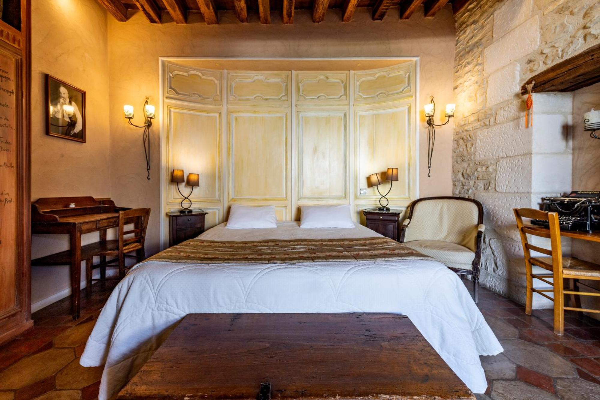Hotel De La Beursaudiere Nitry Kültér fotó