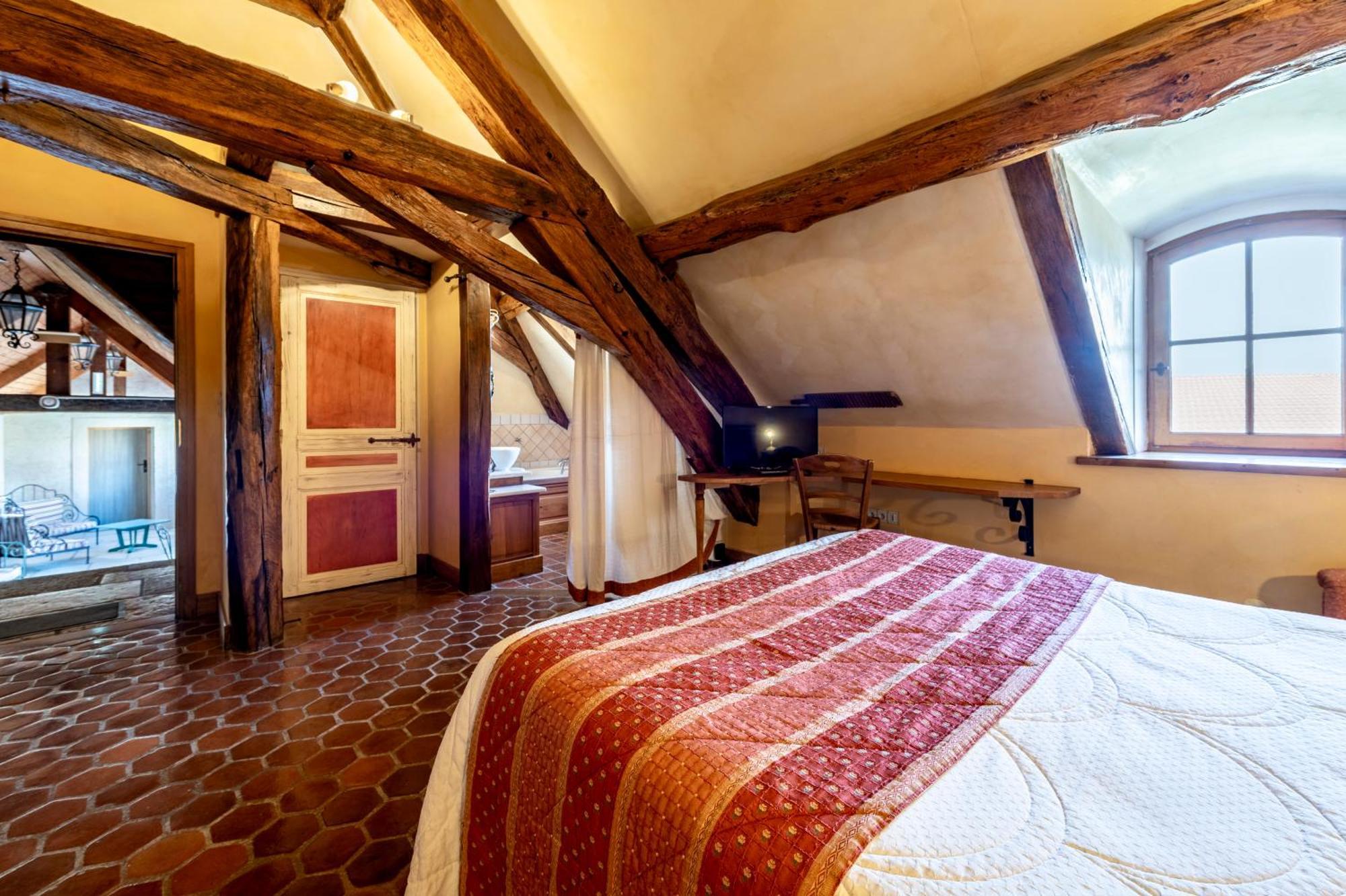 Hotel De La Beursaudiere Nitry Kültér fotó
